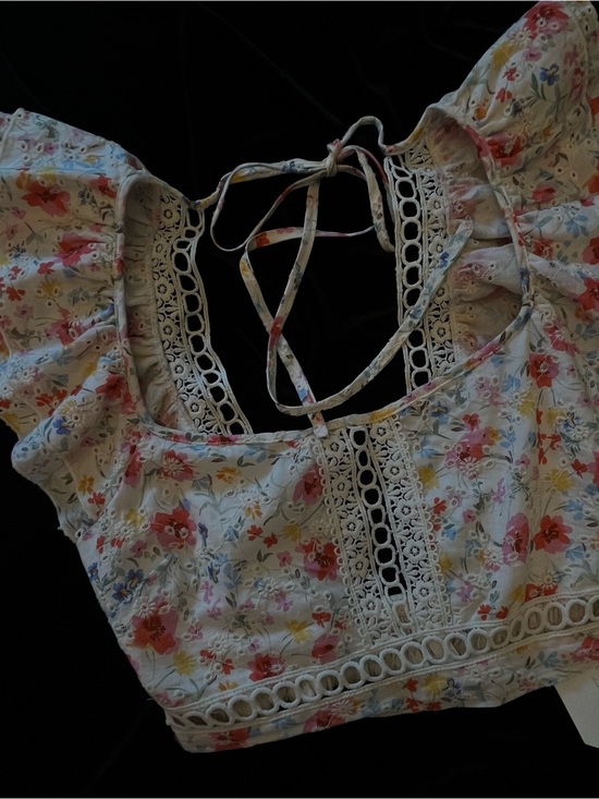 Altar'd State Tops - Altar'd State White Floral Lace-Trim Crop Top with Tie Back